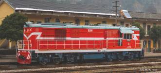 PIKO 52712 - H0 - Diesellok DF7C, Shanghai Railway